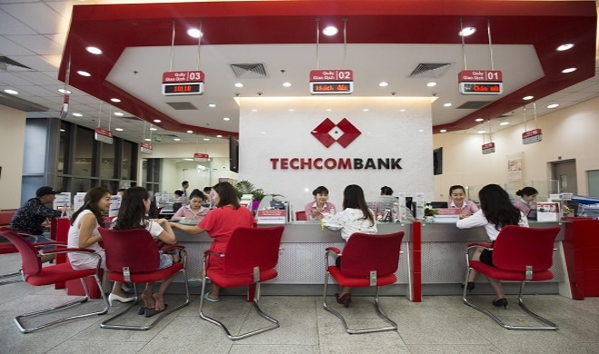 Giờ làm việc ngân hàng Techcombank